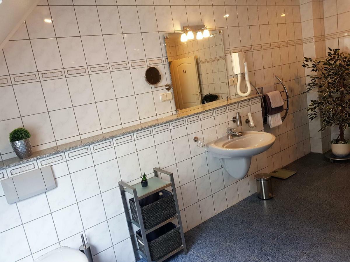 Ferienhaus Am Rheintor Andernach Esterno foto